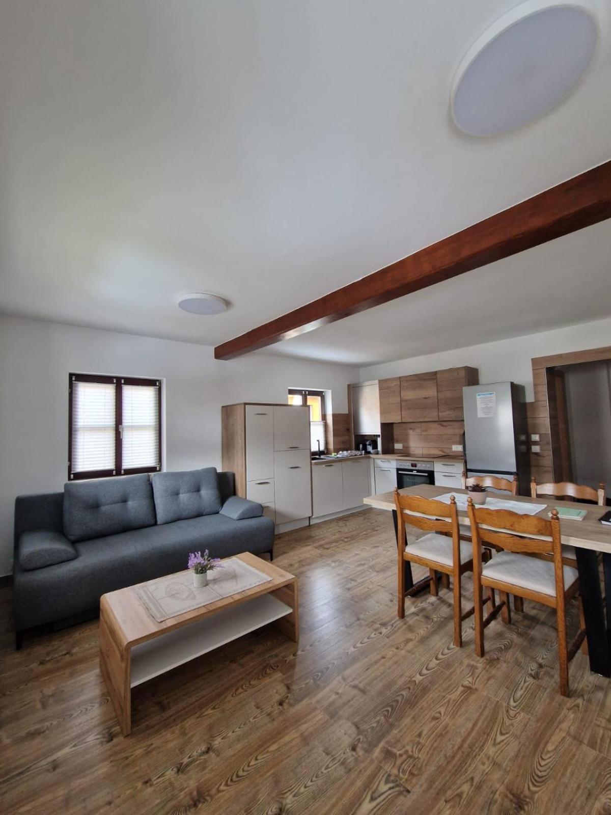 Haus-Ennstal Appartement Oblarn Buitenkant foto